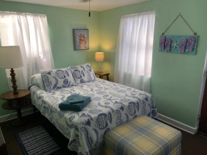 Beach Side Studio #1 apts